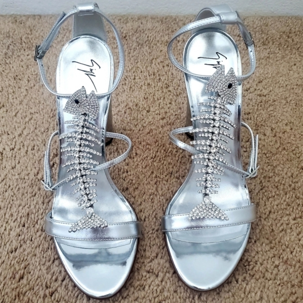 Giuseppe Zanotti Silver Fishbone Sandals